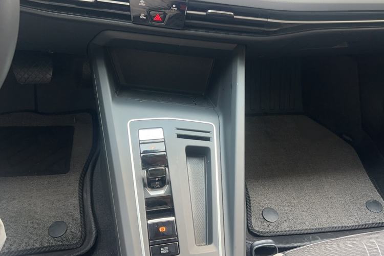 Used Volkswagen Golf 2023 Facelift 280TSI DSG Pro Gear Lever