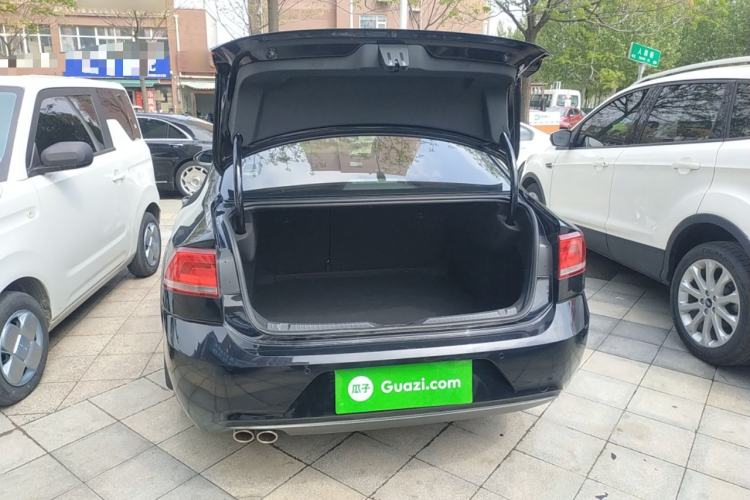 Used Volkswagen Lamando 2018 280TSI DSG Comfort Edition Trunk