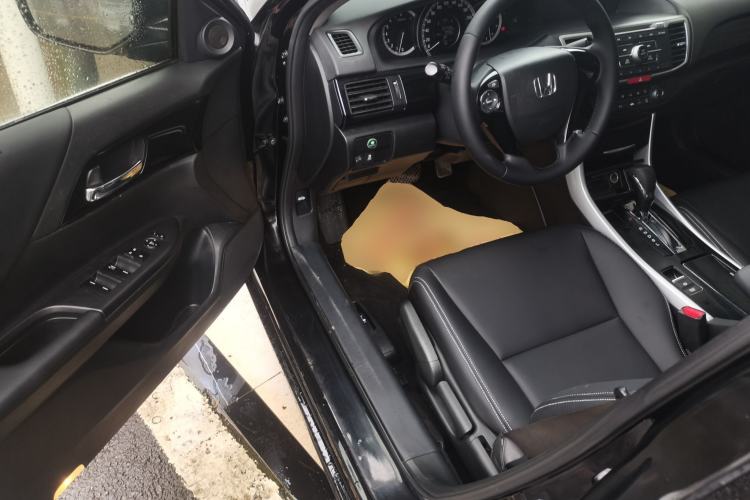 Used Honda Accord 2016 2.0L Comfort Edition
