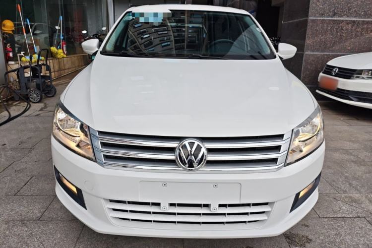 Used Volkswagen Santana 2015 1.6L Automatic Comfort Edition
