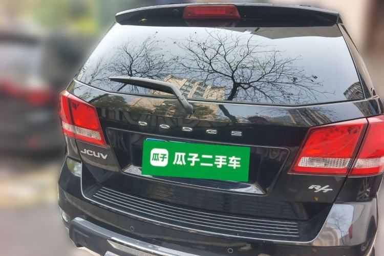 Used Dodge Journey 2013 2.4L Two-Wheel Drive Luxury Version