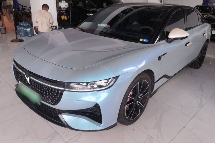 Used VOYAH PASSION 2024 PHEV Four-Wheel Drive Ultra-Long Range Flagship Model