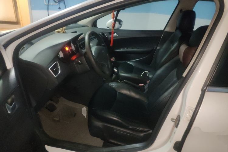 Used Peugeot 308 2014 Enjoy Edition Classic 1.6L Manual YouShang Model