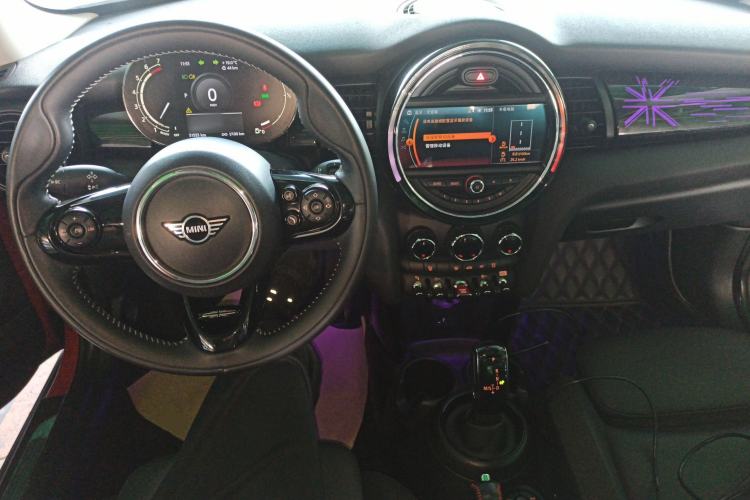 Used MINI MINI 2021 1.5T COOPER Artist