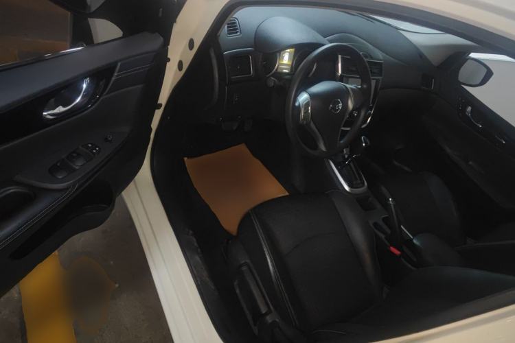 Used Nissan Tiida 2019 1.6L CVT Smart Enjoyment Version China VI Standard
