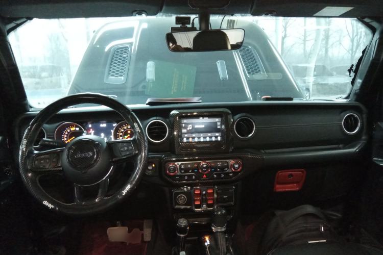 Used Jeep Wrangler 2019 2.0T Sahara 4-Door Version China V Standard