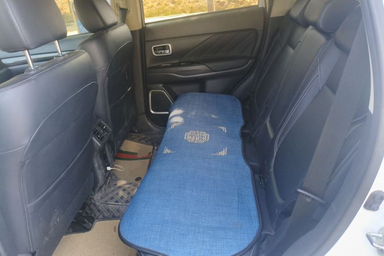 Used Mitsubishi Outlander 2020 2.0L Two-Wheel Drive Enjoyment Version 5 Seats