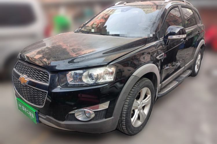 Used Chevrolet Captiva 2012 2.4L 4x4 Flagship Edition 7 Seats