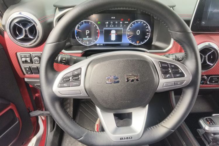 Used BAIC Off-Road BJ40 2020 2.0T Automatic Four-Wheel Drive Tribute Edition 2020 Xieke Version Steering Wheel