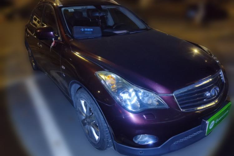 Used Infiniti QX50 2013 2.5L Two-Wheel-Drive Elegant Edition
