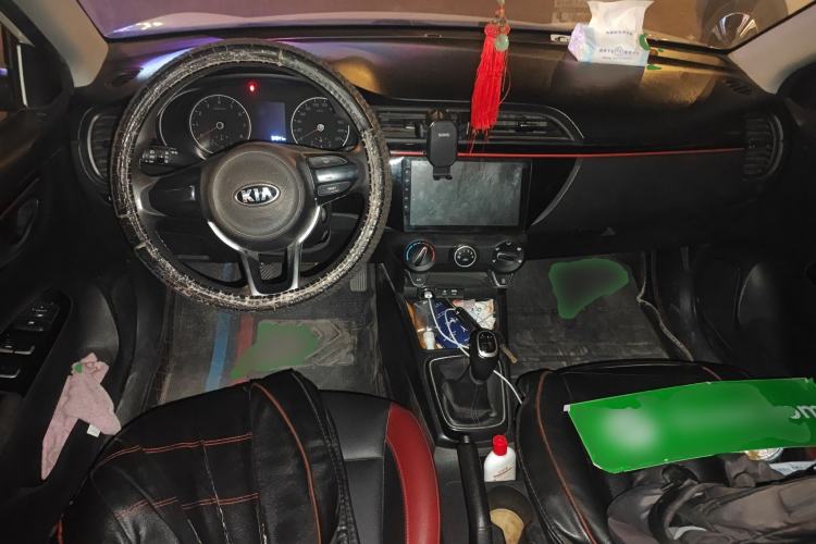 Used Kia KX Cross 2017 1.4L MT GLS
