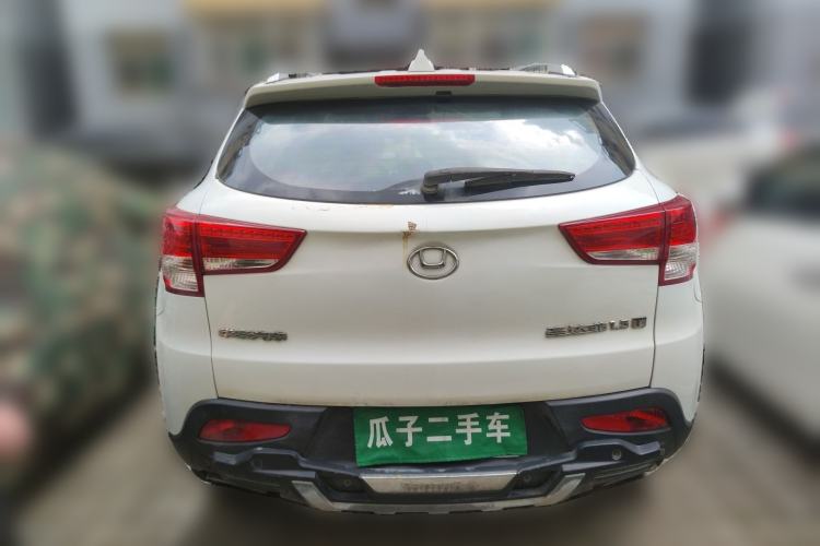 Used Huatai Santa Fe 2016 1.5T Gasoline Manual Two-Wheel Drive Smart Enjoyment i3 Model Rear