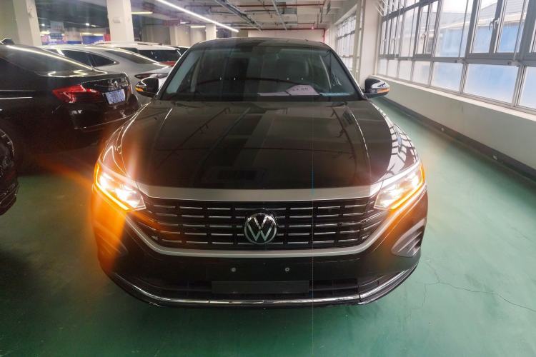 Used Volkswagen Passat 2024 280TSI Elite Edition Front