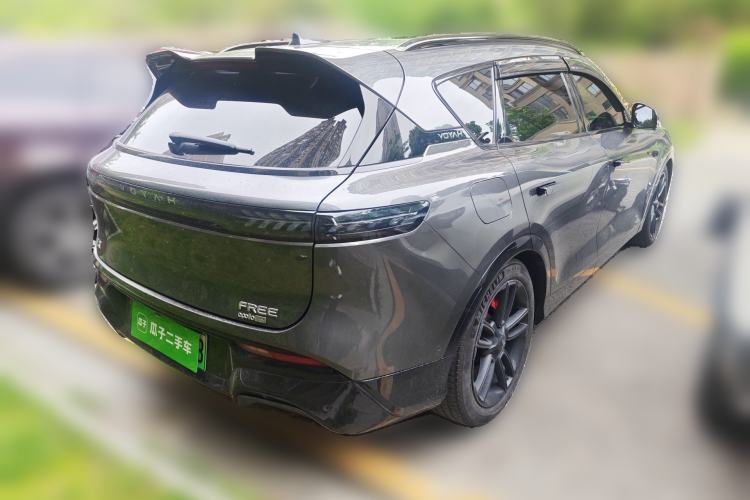 Used VOYAH FREE 2025 318 259 km All-Wheel-Drive Exploration Edition