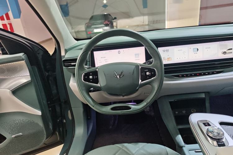 Used ARCFOX Alpha S 2023 735E+ Forest Edition 160kW Steering Wheel