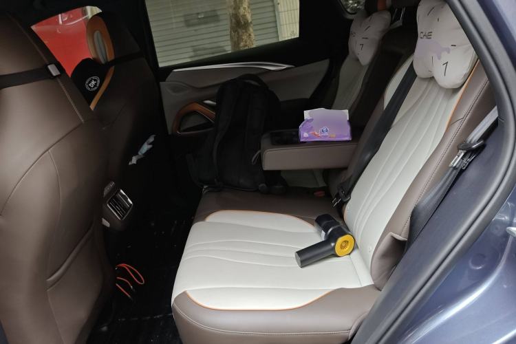 Used BYD Song Pro New Energy 2023 Champion Edition DM-i 110KM Beyond Model Left Rear Seat