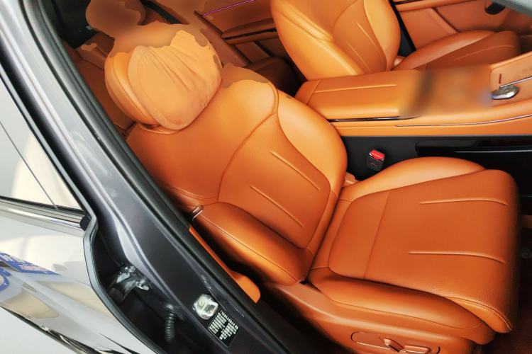 Used GAC Trumpchi Xiangwang S7 2025 205 km Max LiDAR Version Right Front Seat