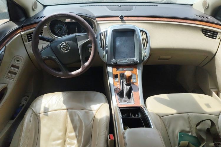 Used Buick LaCrosse 2011 2.4L SIDI Elegant Edition
