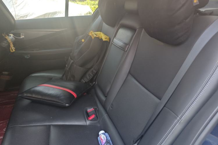 Used Infiniti Q50L 2018 2.0T Enjoyment Version China VI Standard