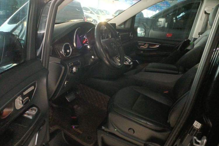 Used Mercedes-Benz V-Class 2018 V 260 L Prestige Extended Version China VI

