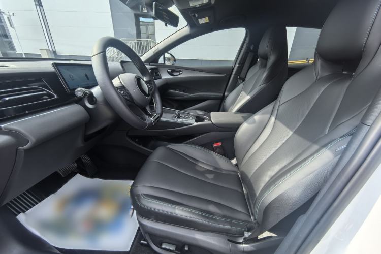 Used BYD Seal 06 New Energy 2024 DM-i 80KM Prestige Model Interior 1