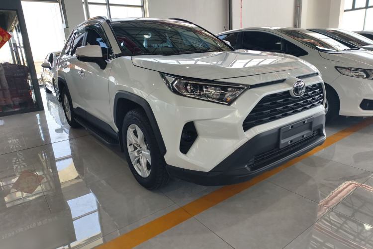 Used Toyota RAV4 2023 2.0L CVT Two-Wheel Drive Urban Edition
