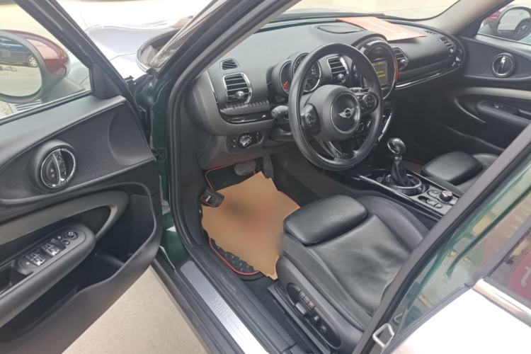 Used MINI Clubman 2016 Revised Version 1.5T COOPER Connoisseur Edition