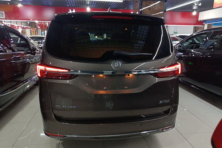 Used Buick GL8 2023 Land Executive Class 652T Luxury Model
