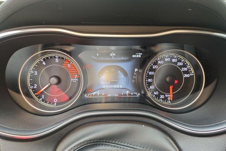 Used Jeep Cherokee 2019 2.0T Four-Wheel Drive Explorer Edition China V