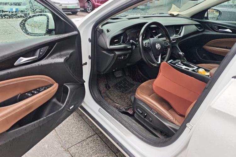 Used Buick Regal 2017 28T Luxury Edition
