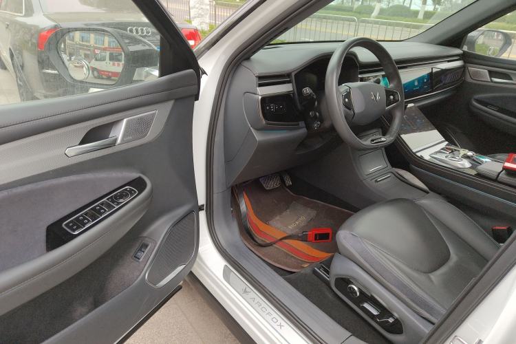 Used ARCFOX Alpha T 2022 653S 160kW
