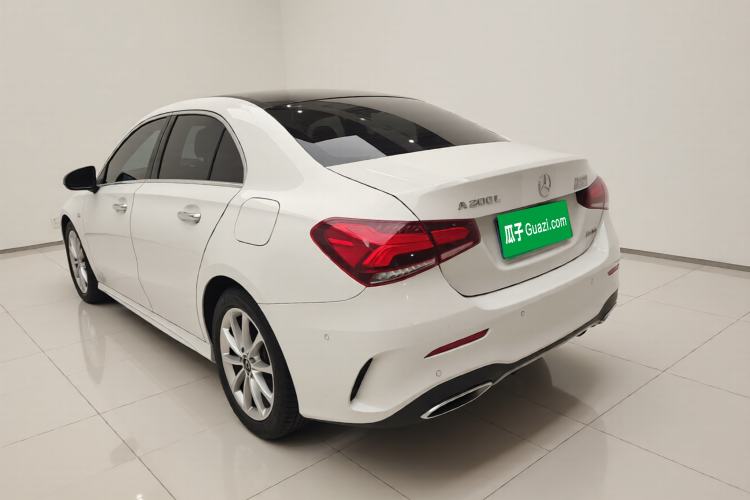Used Mercedes-Benz A-Class 2021 A 200 L Sport Sedan Fashion Model
