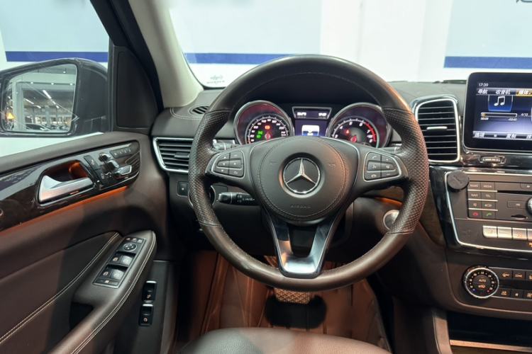 Used Mercedes-Benz GLS 2018 Refreshed GLS 400 4MATIC Dynamic Edition
