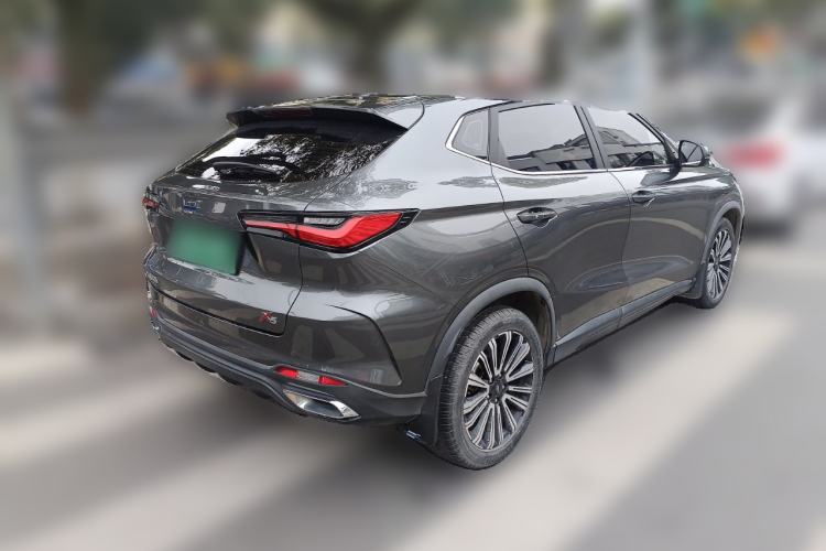 Used CHANGAN OSHAN X5 2021 1.6L CVT Luxury Model
