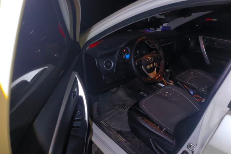 Used Toyota Levin 2017 Revised 185T CVT Elite Edition China V Standard Driver Seat