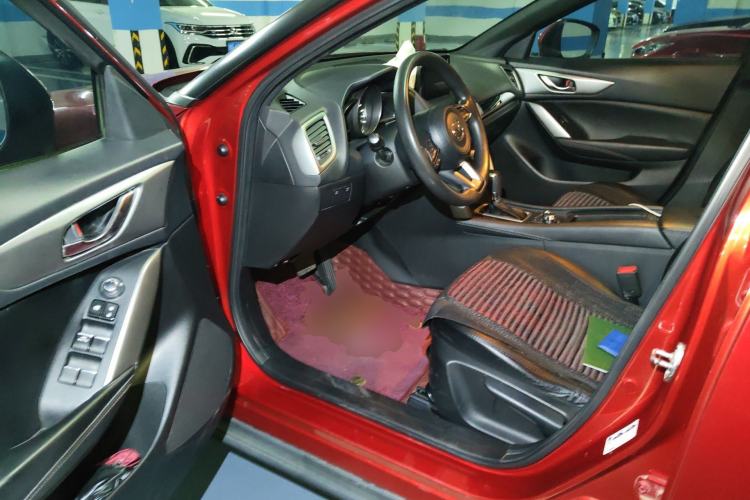 Used Mazda CX-4 2018 2.0L Automatic Two-Wheel Drive Blue Sky Exploration Version China V Standard Driver Seat