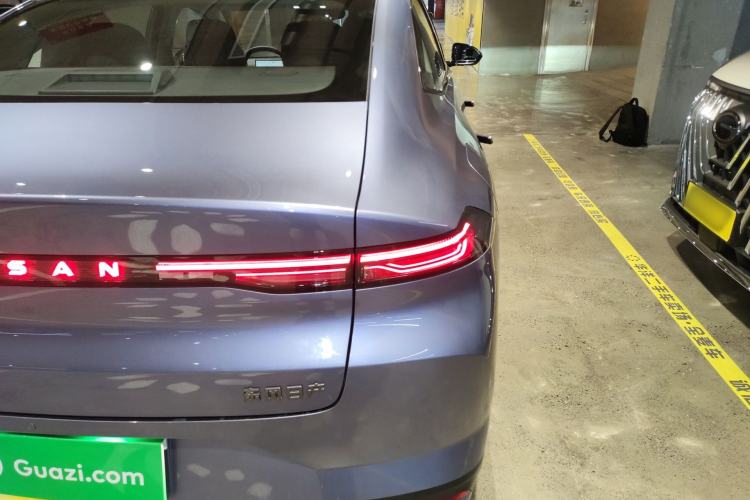 Used Nissan N6 2026 Model 180 Max Right Rear Taillight