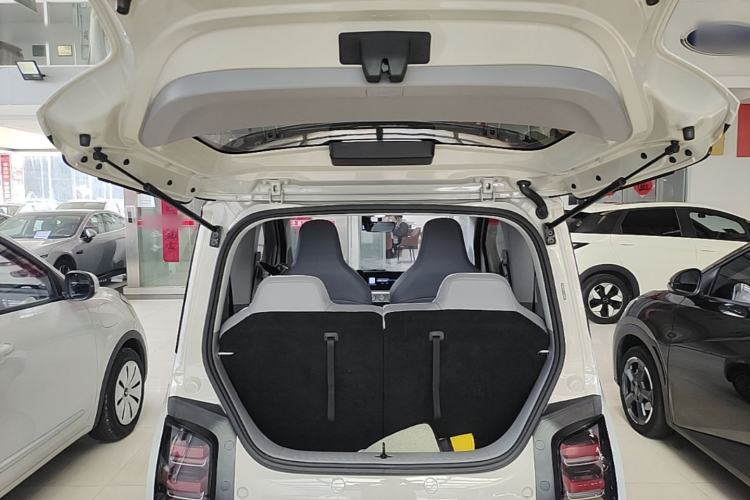 Used Wuling Air ev 2023 - Four Seats - Advanced Edition Trunk