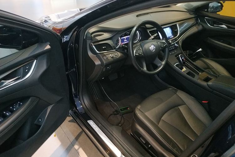 Used Buick LaCrosse 2022 652T Luxury Version
