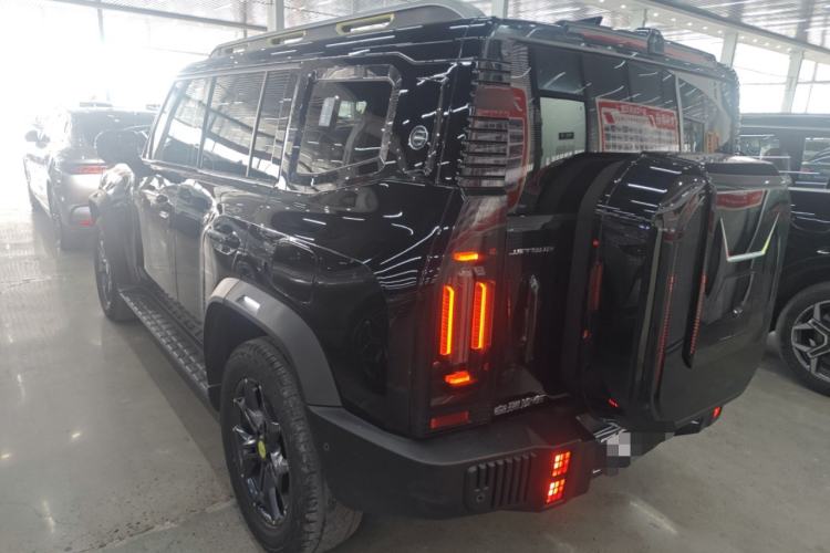 Used JETOUR Traveler 2023 2.0T All-Wheel Drive CrossPRO+
