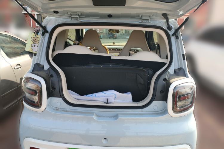 Used Bestune Pony 2026 Model 222km Shining Horse Trunk