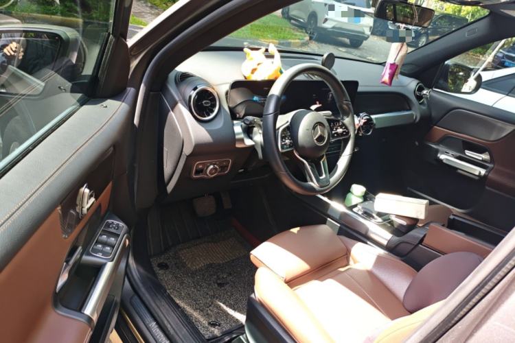 Used Mercedes-Benz GLB 2020 GLB 200 Dynamic Edition Driver Seat