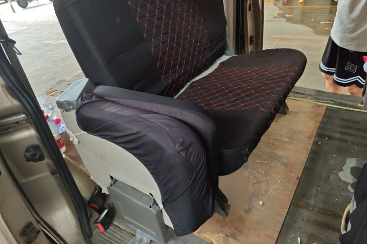 Used Wuling Rongguang V 2019 1.5L Practical Model China VI LAR Left Rear Seat