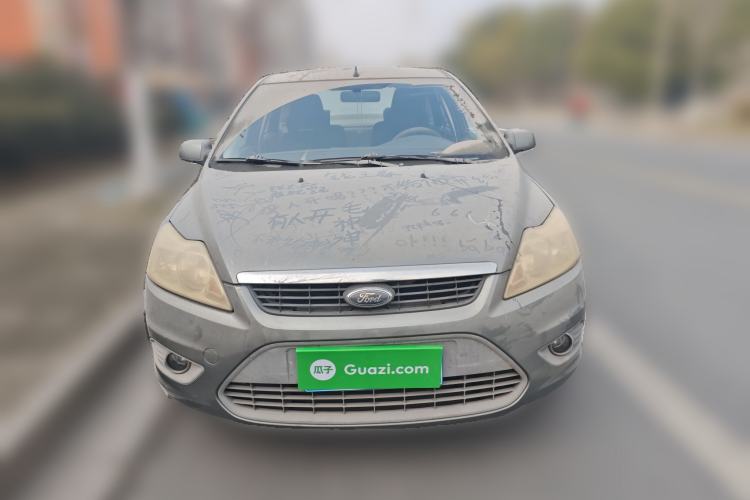 Used Ford Focus 2011 Sedan 1.8L Manual Classic Model

