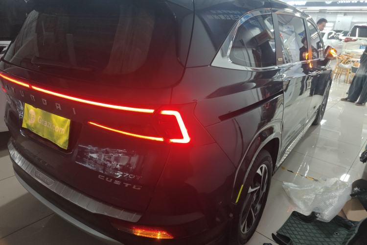 Used Hyundai Custo 2021 270TGDi Prestige LUX Rear Right 45 Deg