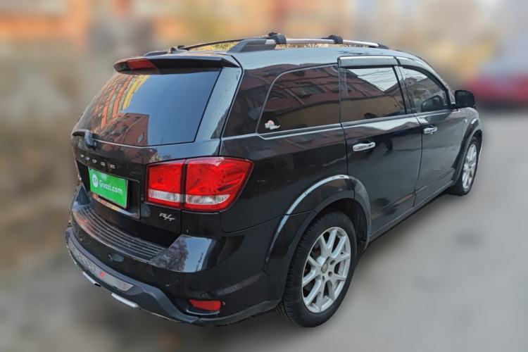 Used Dodge Journey 2013 2.4L Two-Wheel Drive Luxury Version Rear Right 45 Deg