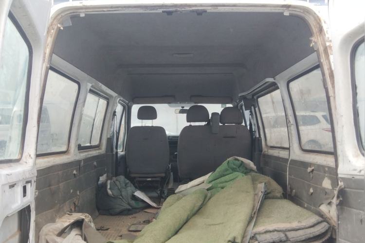 Used Ford Classic Transit 2013 2.8T Diesel Logistics Model with Short Wheelbase and Mid-Roof JX493ZLQ4