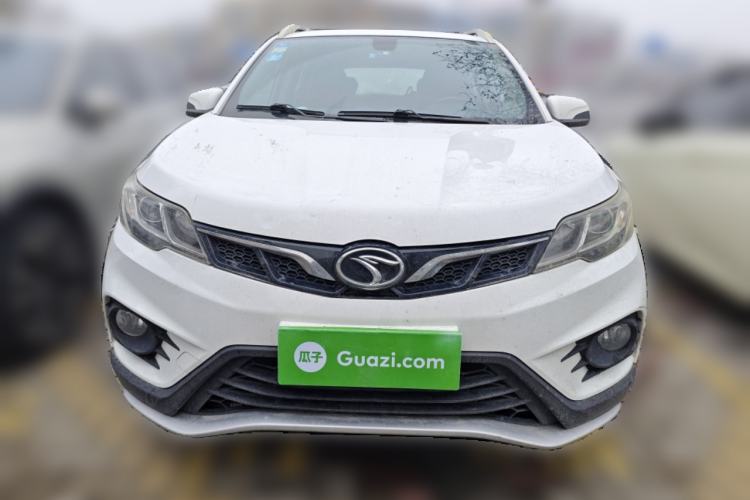 Used Soueast DX3 2016 1.5L Manual Luxury Model
