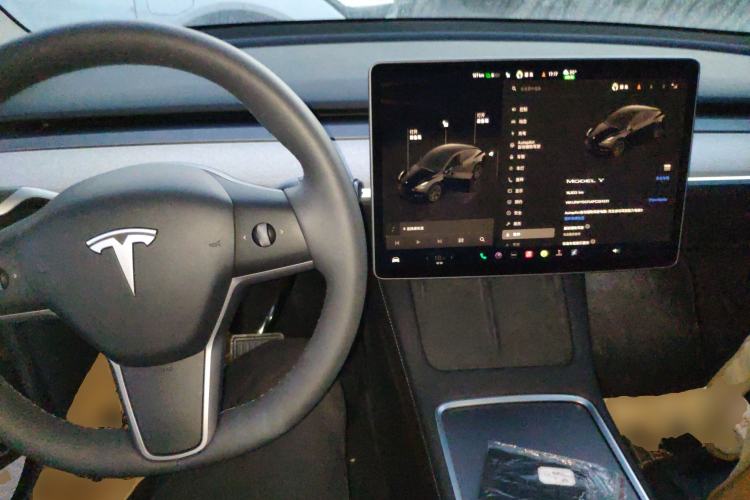 Used Tesla Model Y 2023 Rear-Wheel-Drive Version Steering Wheel