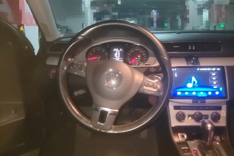 Used Volkswagen Magotan 2015 1.8TSI Advanced Model Steering Wheel